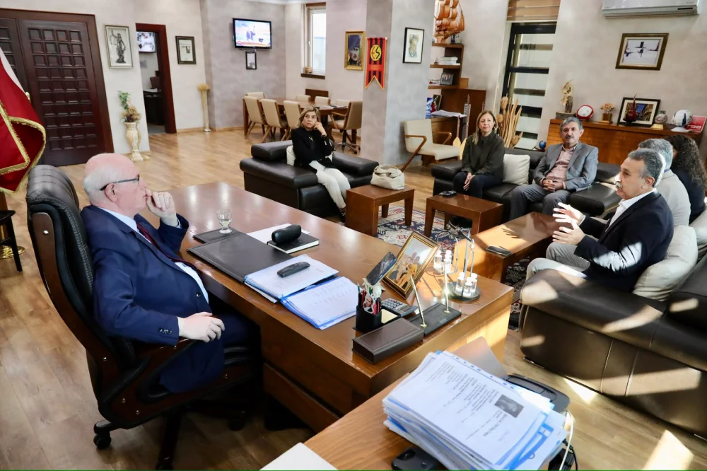 Yenikent’ten Başkan Kurt’a imar planı teşekkürü